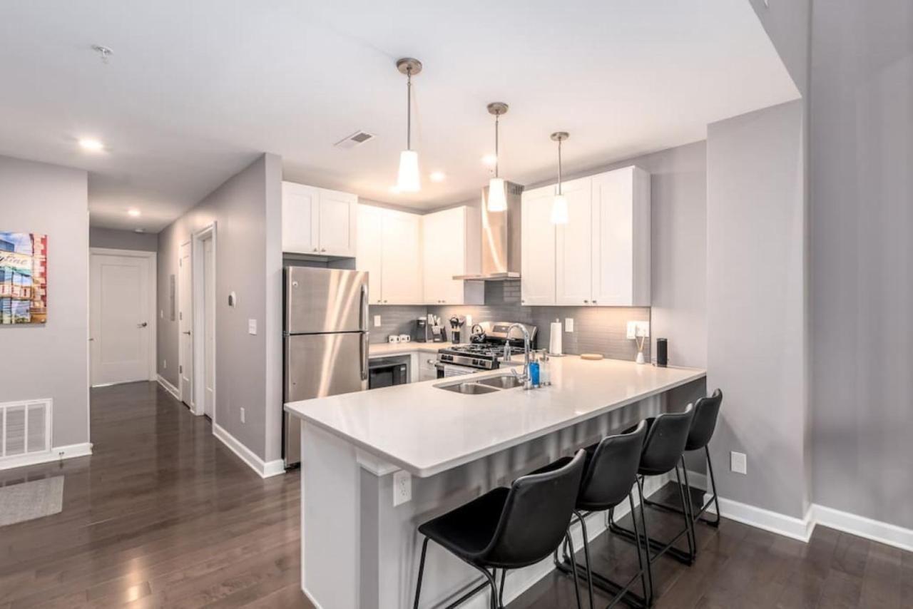 Soaring 2-Bedroom Parkside Loft Walkable To It All Цинциннати Экстерьер фото